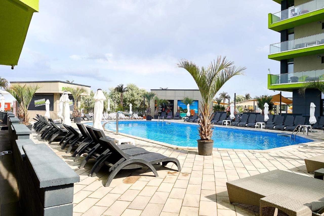 Sunrise King Studio Spa N Pool Beach Resort Navodari Ngoại thất bức ảnh