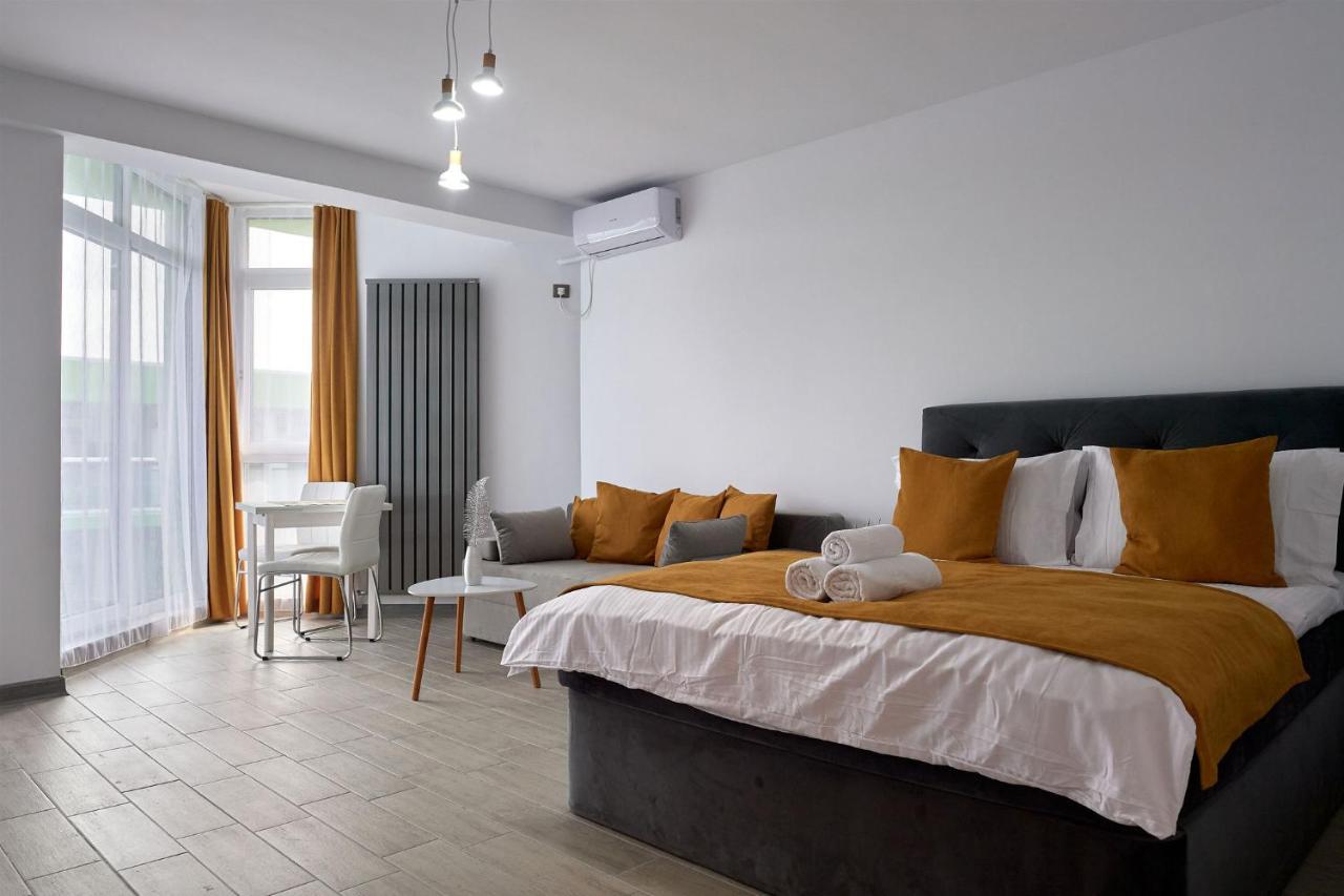 Sunrise King Studio Spa N Pool Beach Resort Navodari Ngoại thất bức ảnh
