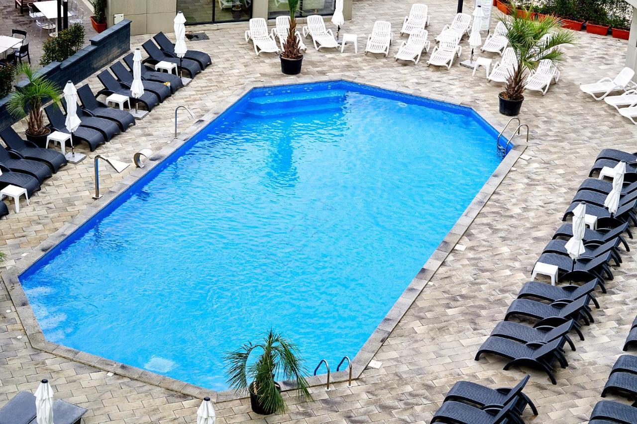 Sunrise King Studio Spa N Pool Beach Resort Navodari Ngoại thất bức ảnh